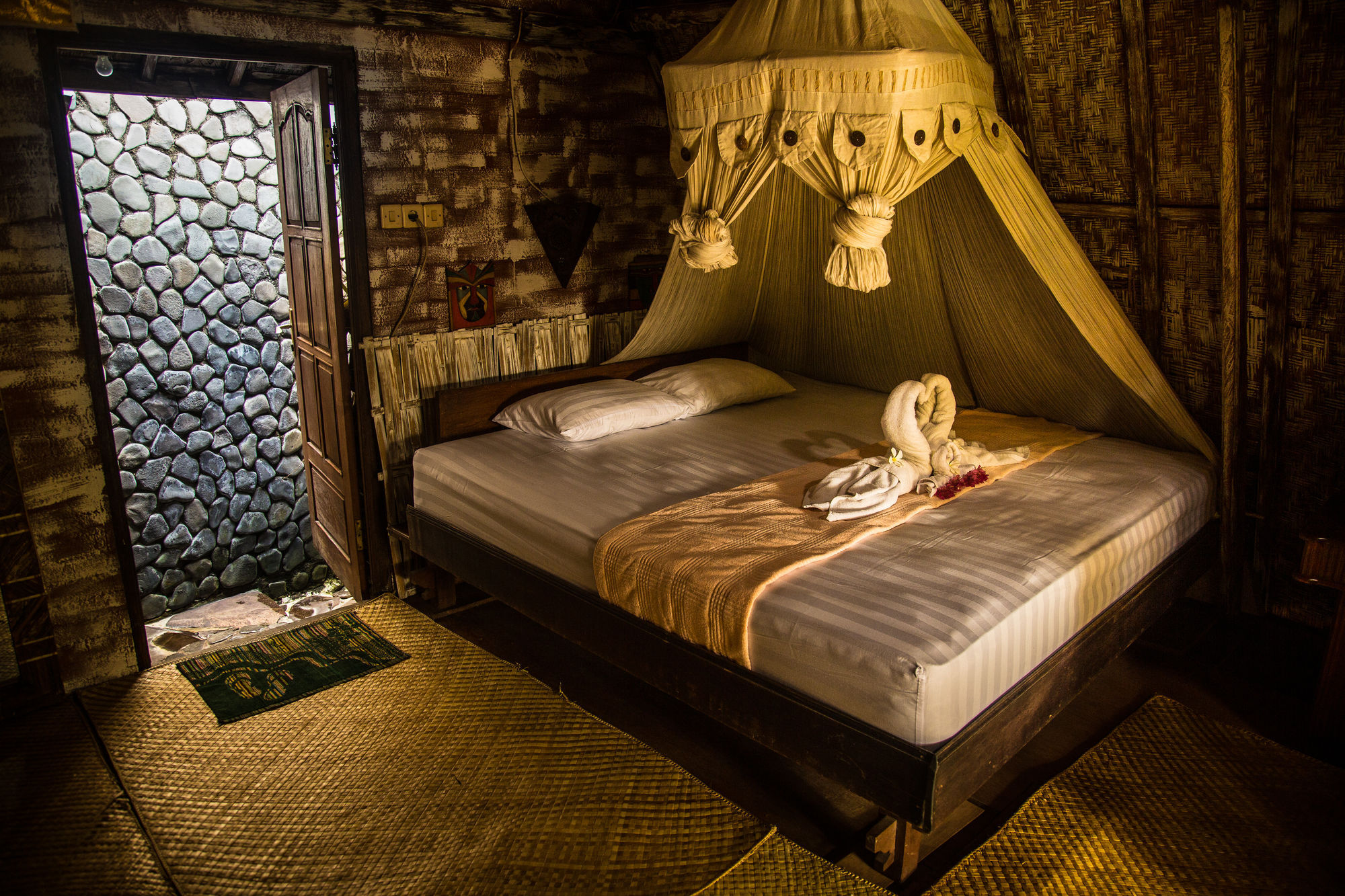 Santhiku Hotel & Spa ロヴィーナ エクステリア 写真
