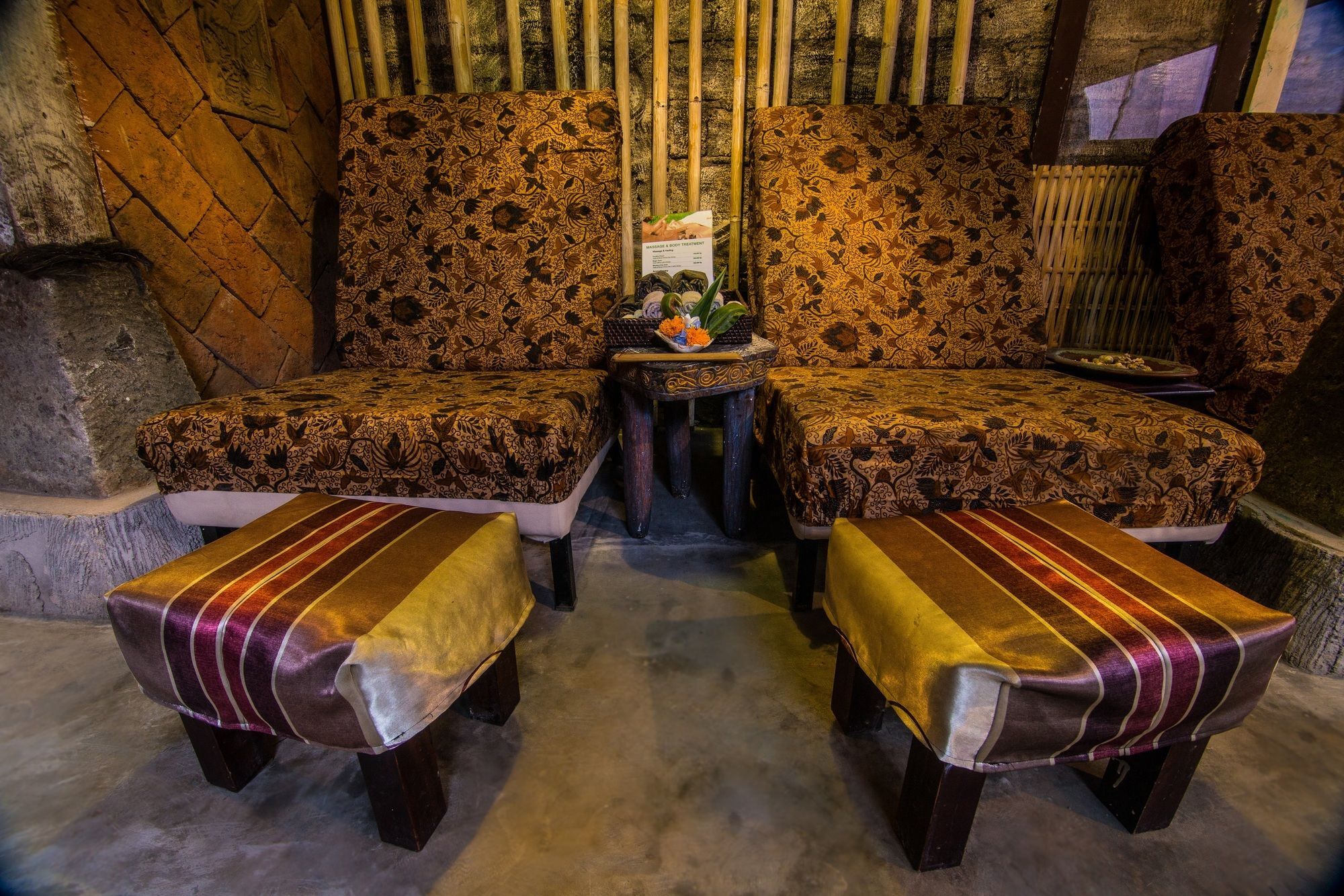 Santhiku Hotel & Spa ロヴィーナ エクステリア 写真